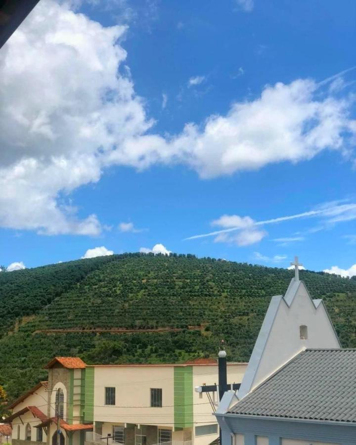 Estalagem E Restaurante Cantinho Bistro Caparaó Velho Esterno foto